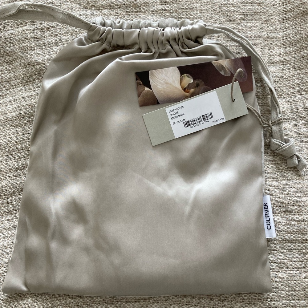 NWT Cultiver Silk Linen Pillowcase - Smoke Gray